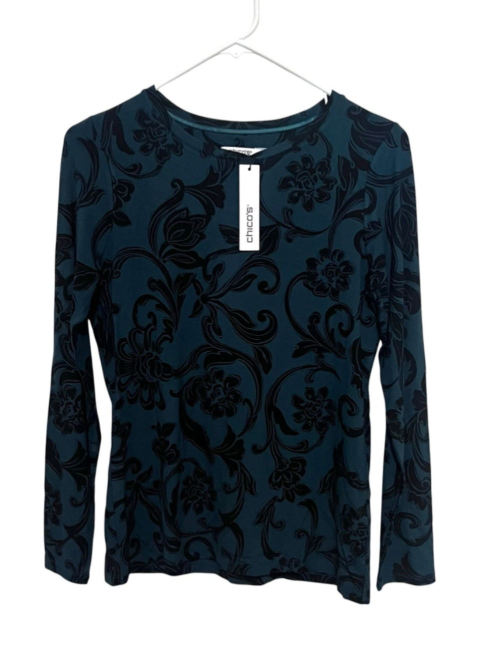 NWT Chico's Touch of Cool Layering Tee Small 0 Green Black Scroll Knit Top